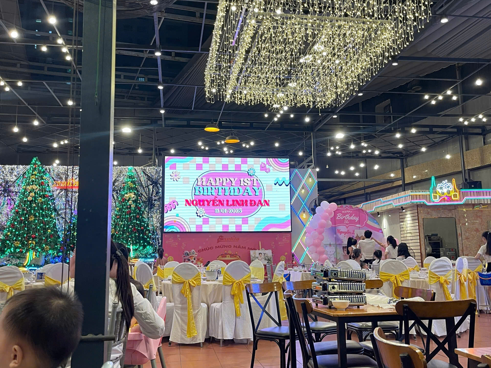 Màn Hình Led Cho Quán Nhậu